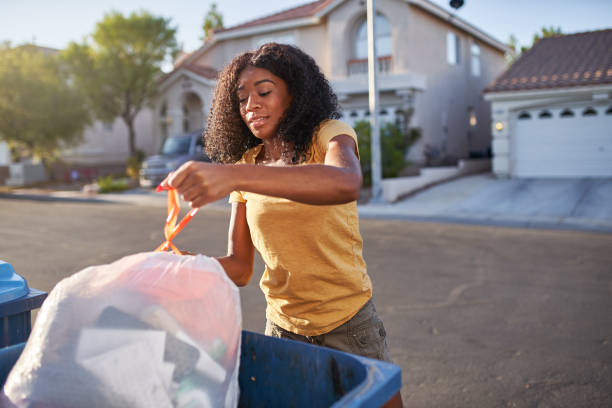 Best Construction Debris Removal  in Almedia, PA